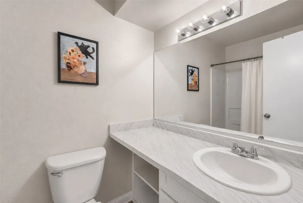 527 Southwest Parkway #303 College Station, TX 77840