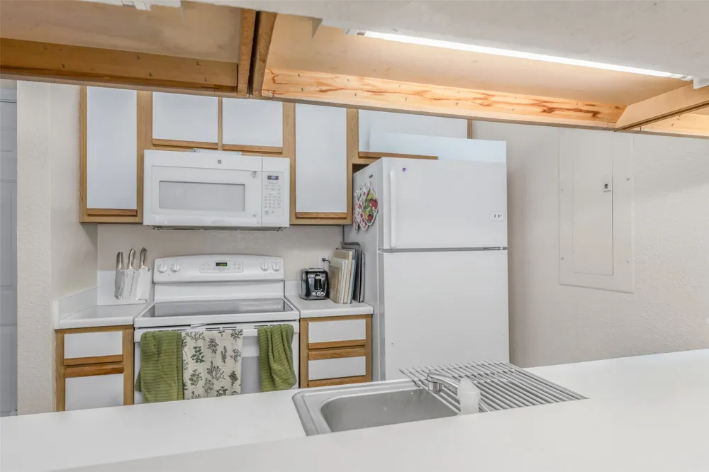 527 Southwest Parkway #303 College Station, TX 77840