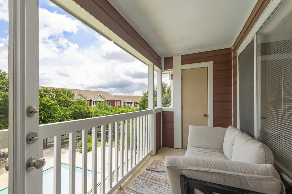 527 Southwest Parkway #303 College Station, TX 77840