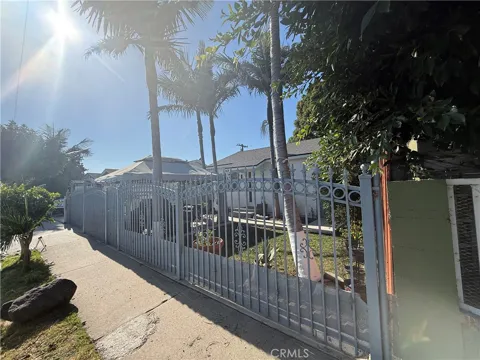 1101 W 152nd
