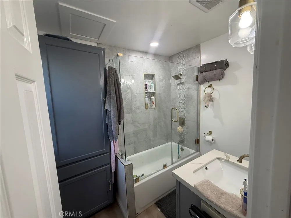 1101 W 152nd Compton, CA 90220