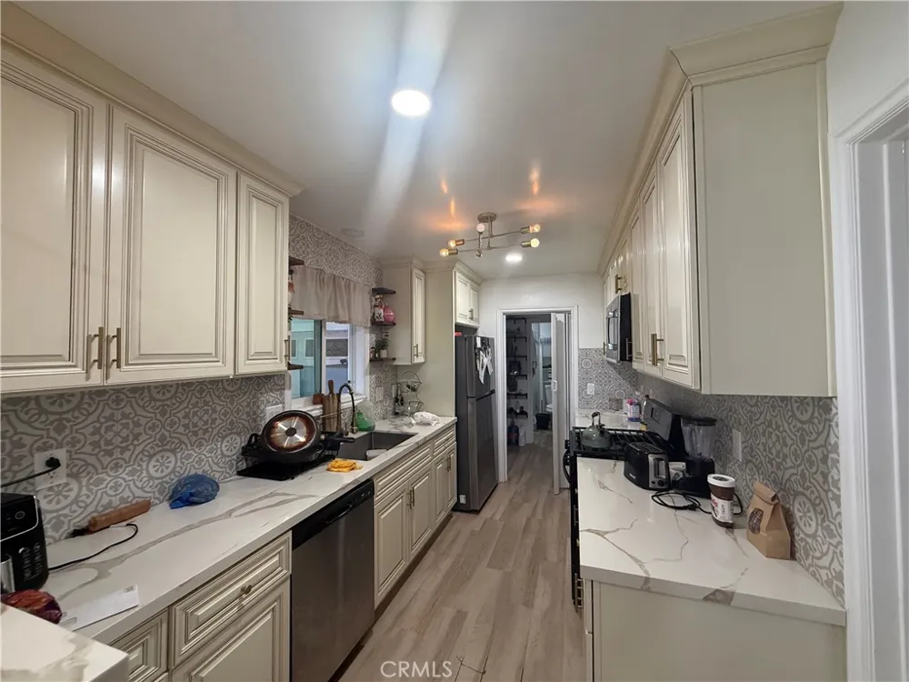 1101 W 152nd Compton, CA 90220