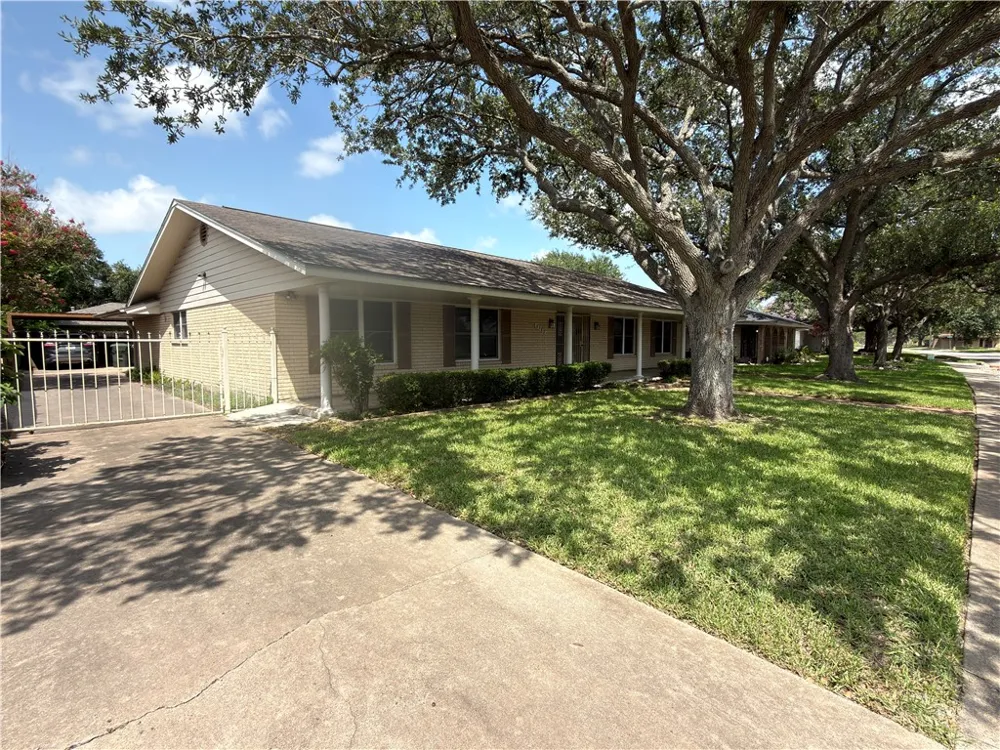 4302 Pecan Valley Drive Corpus Christi, TX 78413