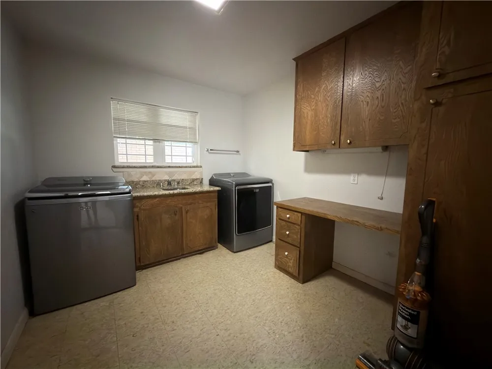4302 Pecan Valley Drive Corpus Christi, TX 78413
