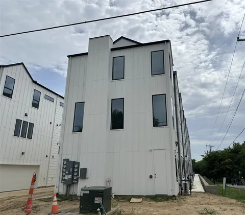 4635 Sylvester Street #101-108