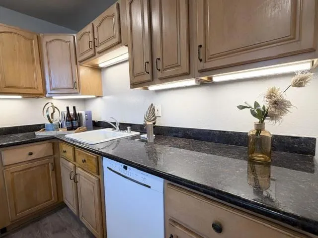 1170 Foster City Boulevard #303 Foster City, CA 94404