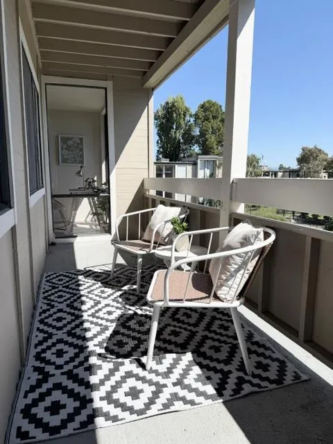 1170 Foster City Boulevard #303 Foster City, CA 94404