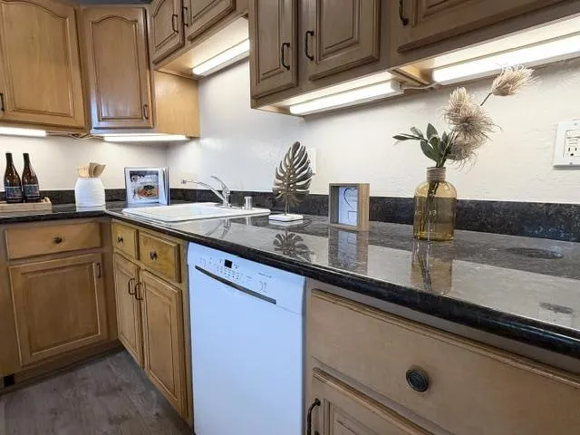 1170 Foster City Boulevard #303 Foster City, CA 94404