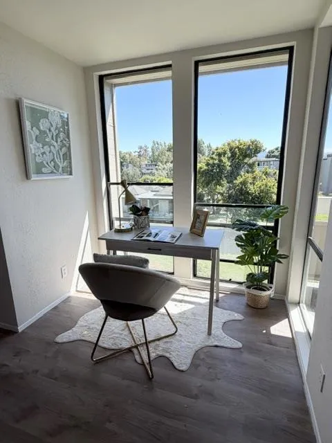 1170 Foster City Boulevard #303 Foster City, CA 94404