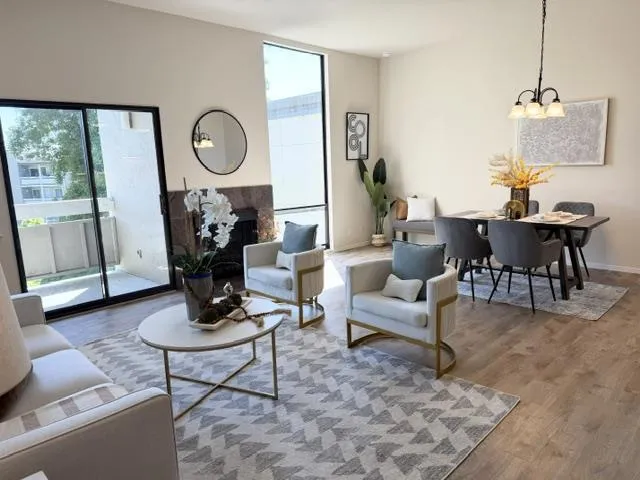 1170 Foster City Boulevard #303 Foster City, CA 94404