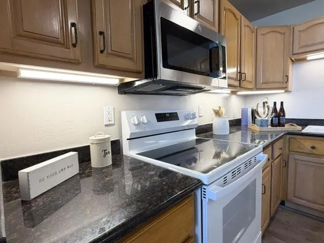 1170 Foster City Boulevard #303 Foster City, CA 94404