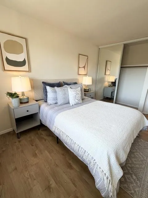 1170 Foster City Boulevard #303 Foster City, CA 94404