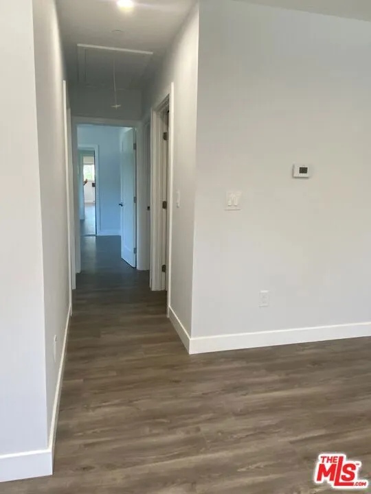 6204 Mayfield Avenue #2nd fl La Crescenta, CA 91214