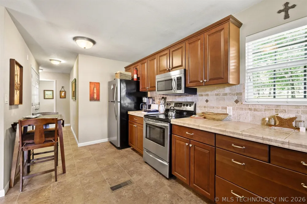 4015 Lookout Drive Kingston, OK 73439