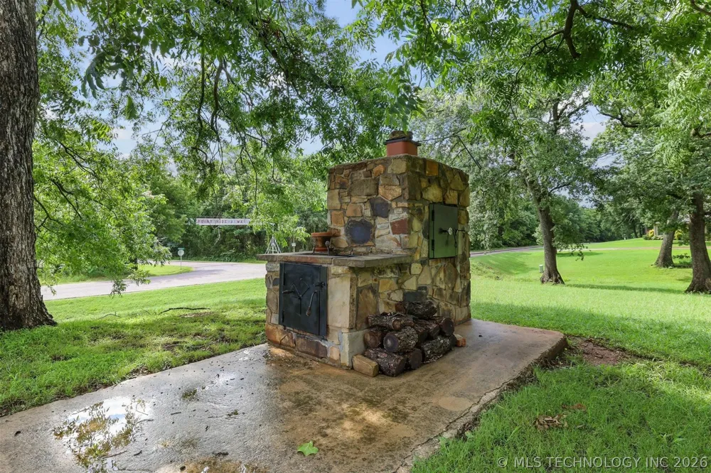 4015 Lookout Drive Kingston, OK 73439