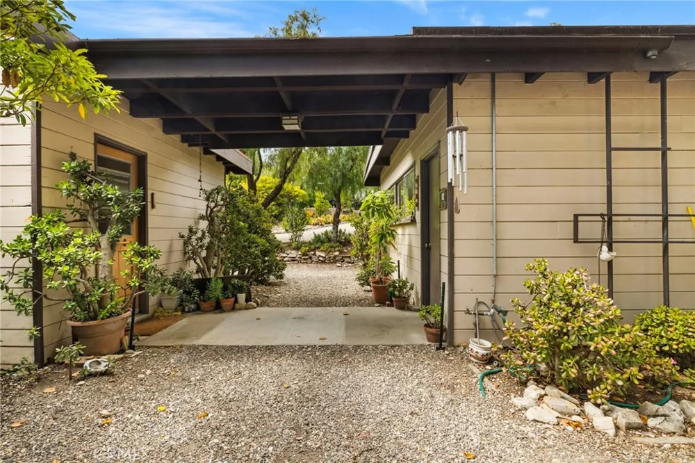 34 Sweetbay Rancho Palos Verdes, CA 90275