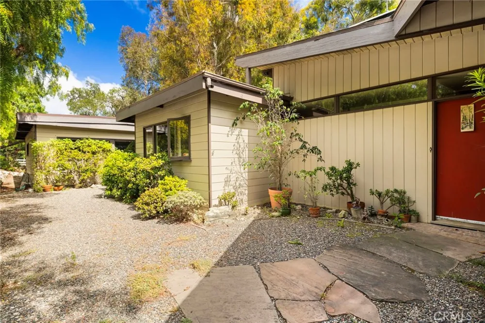 34 Sweetbay Rancho Palos Verdes, CA 90275