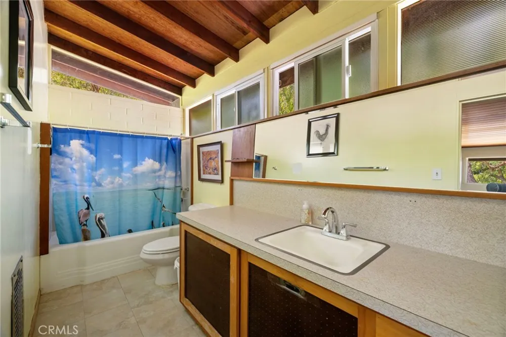 34 Sweetbay Rancho Palos Verdes, CA 90275