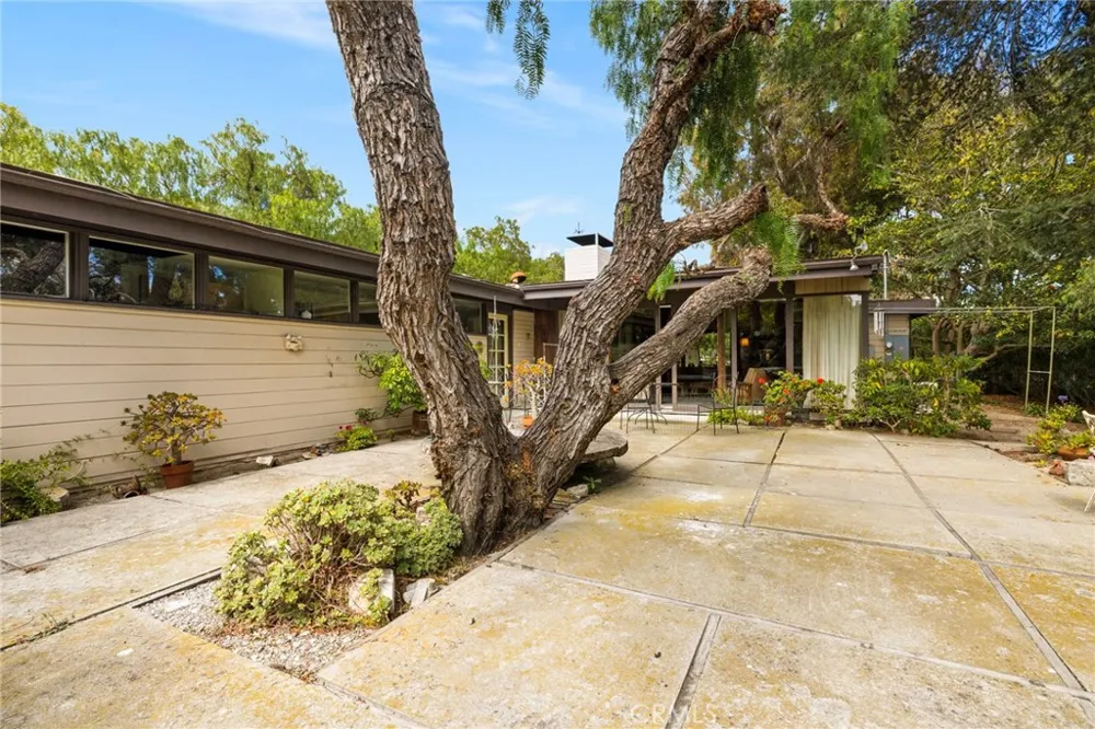 34 Sweetbay Rancho Palos Verdes, CA 90275