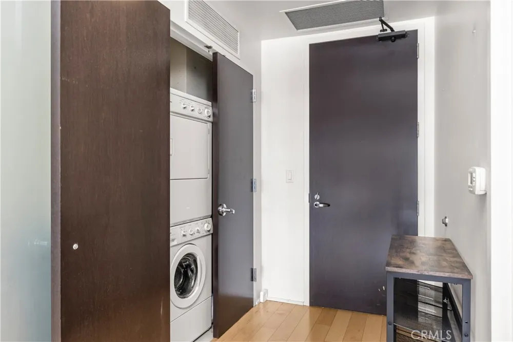 1100 S Hope #810 Los Angeles, CA 90015