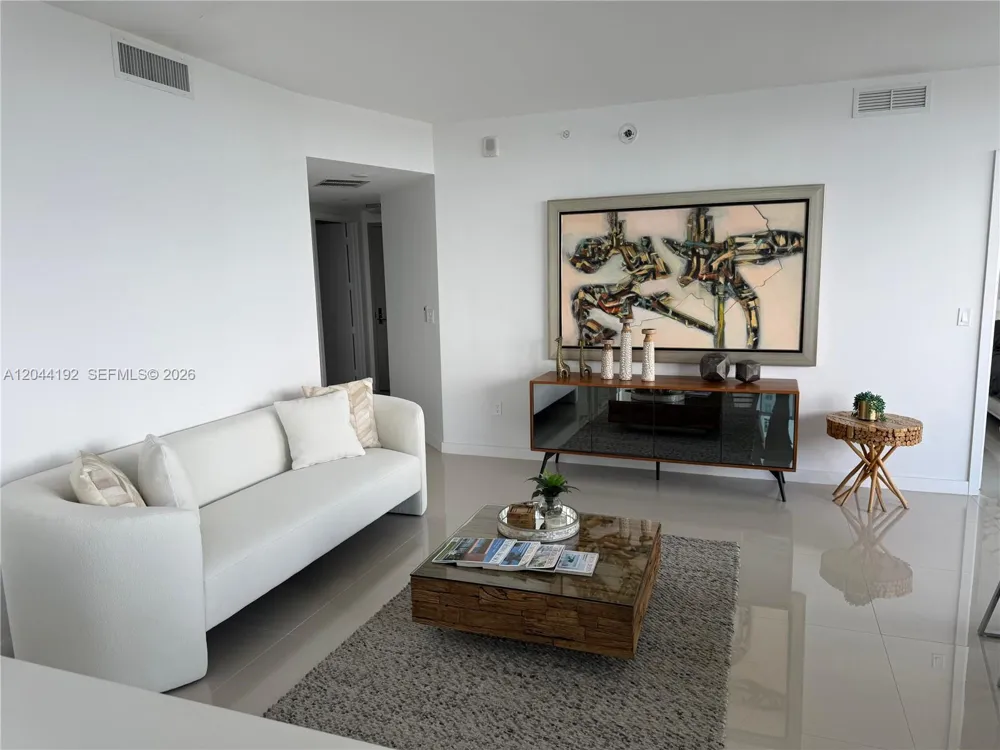 488 NE 18th St #2701 Miami, FL 33132