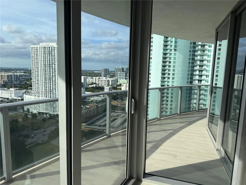 488 NE 18th St #2701 Miami, FL 33132