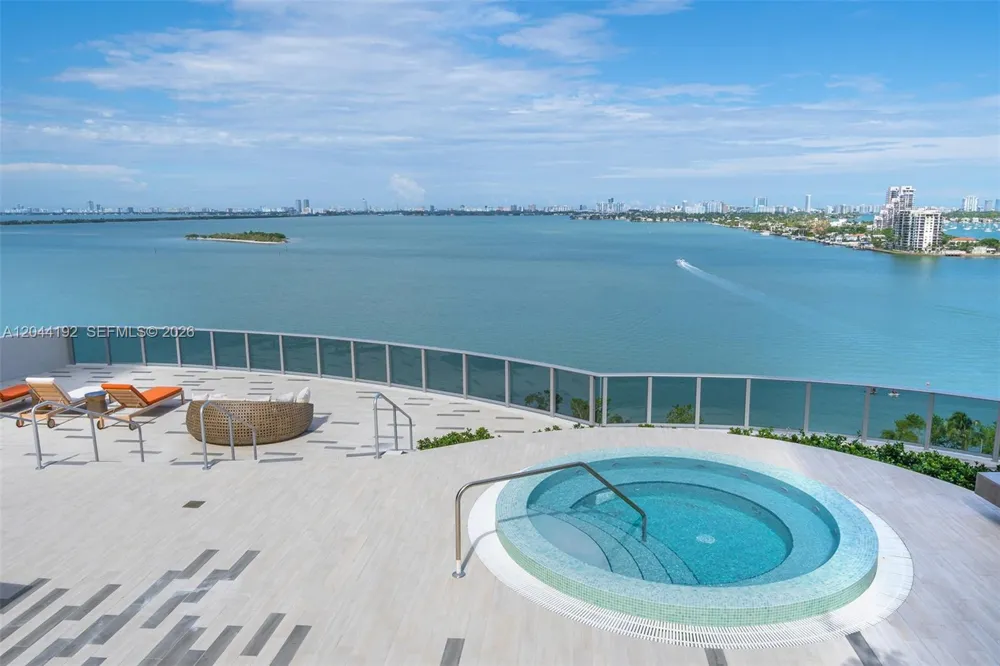 488 NE 18th St #2701 Miami, FL 33132