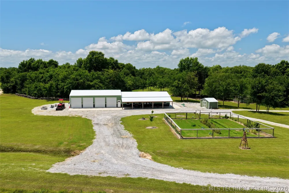 108531 S 4130 ROAD Checotah, OK 74426