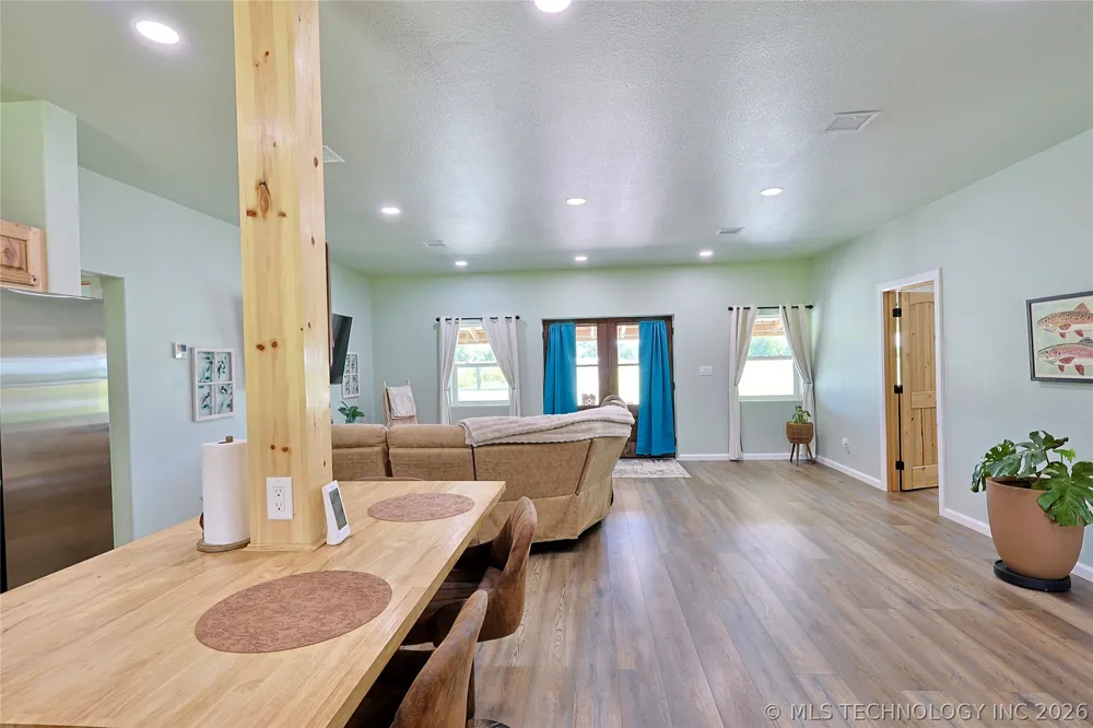 108531 S 4130 ROAD Checotah, OK 74426