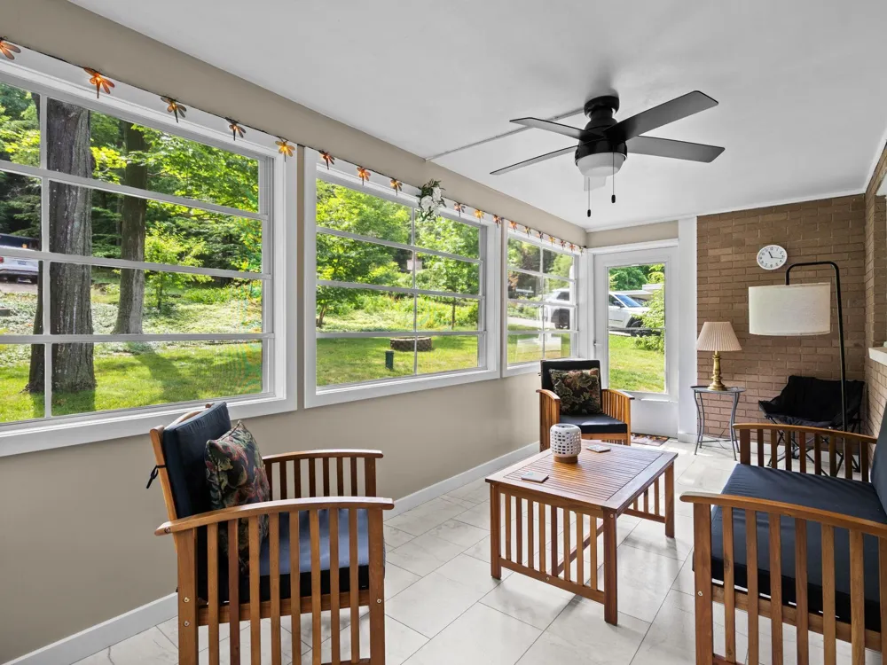 7370 Maple Terrace Avenue Peninsula Township, MI 49686