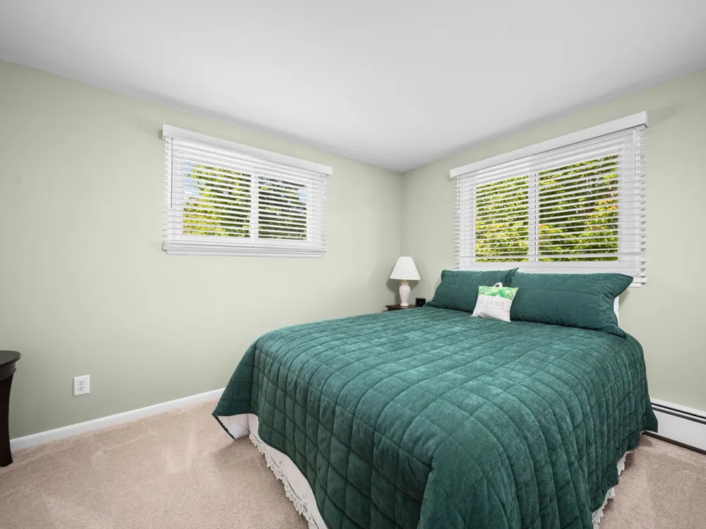 7370 Maple Terrace Avenue Peninsula Township, MI 49686