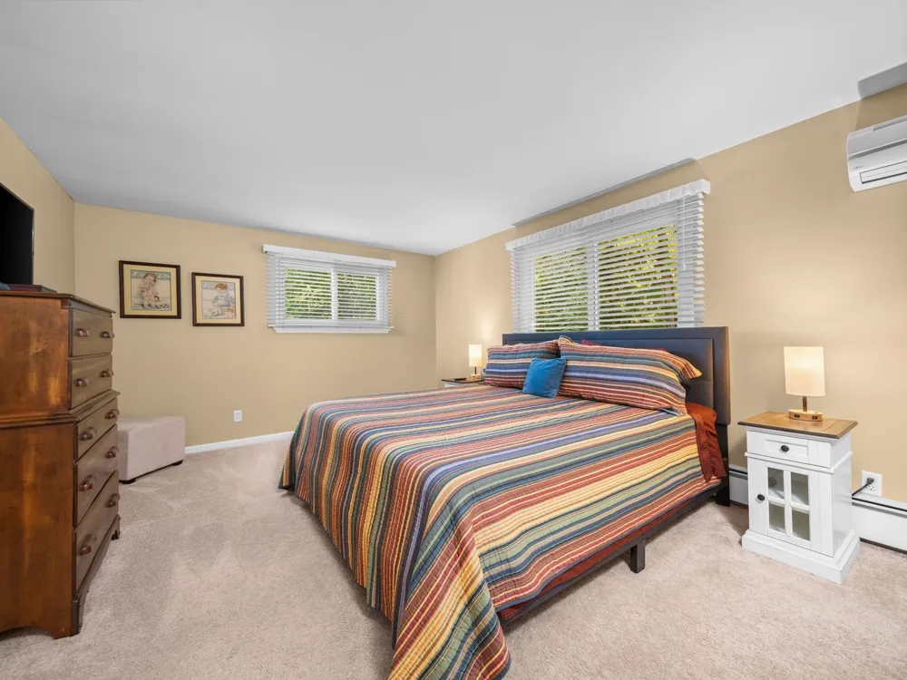 7370 Maple Terrace Avenue Peninsula Township, MI 49686