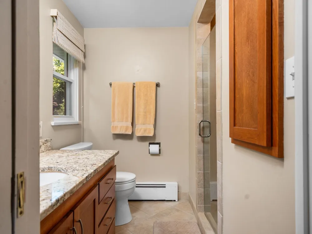 7370 Maple Terrace Avenue Peninsula Township, MI 49686