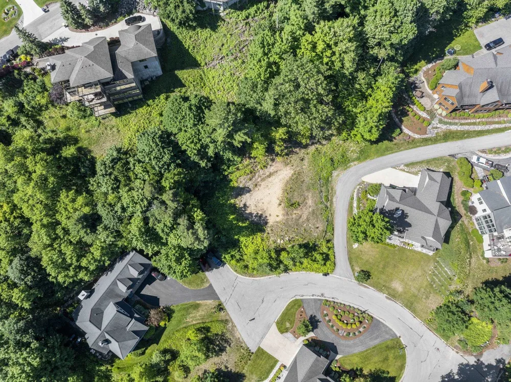 781 Wind Drift Drive Garfield Charter Township, MI 49684