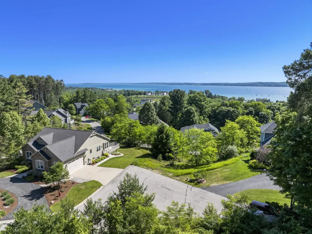 781 Wind Drift Drive Garfield Charter Township, MI 49684