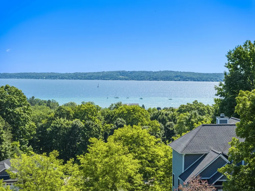 781 Wind Drift Drive Garfield Charter Township, MI 49684