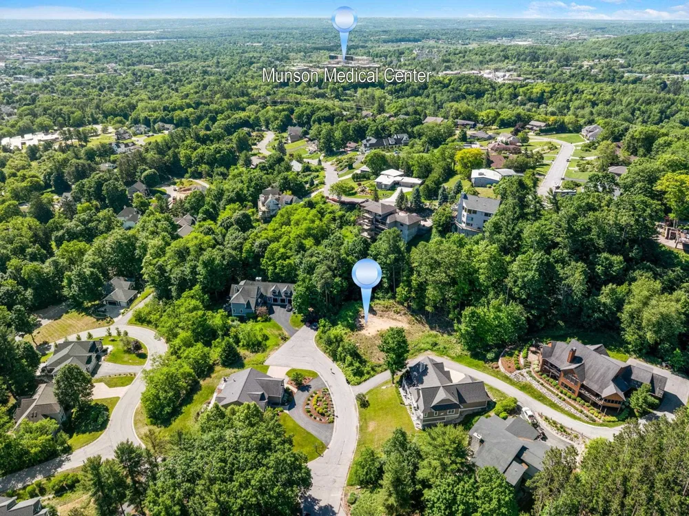 781 Wind Drift Drive Garfield Charter Township, MI 49684