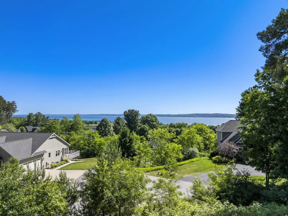 781 Wind Drift Drive Garfield Charter Township, MI 49684