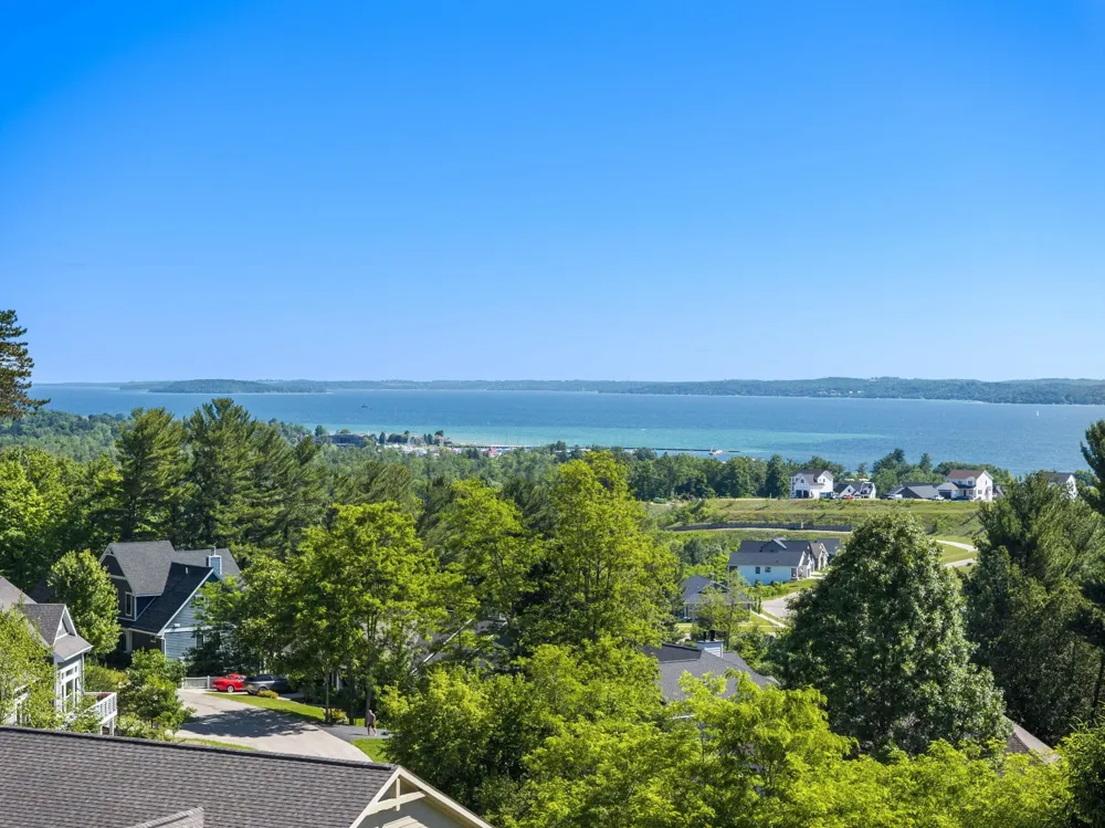 781 Wind Drift Drive Garfield Charter Township, MI 49684