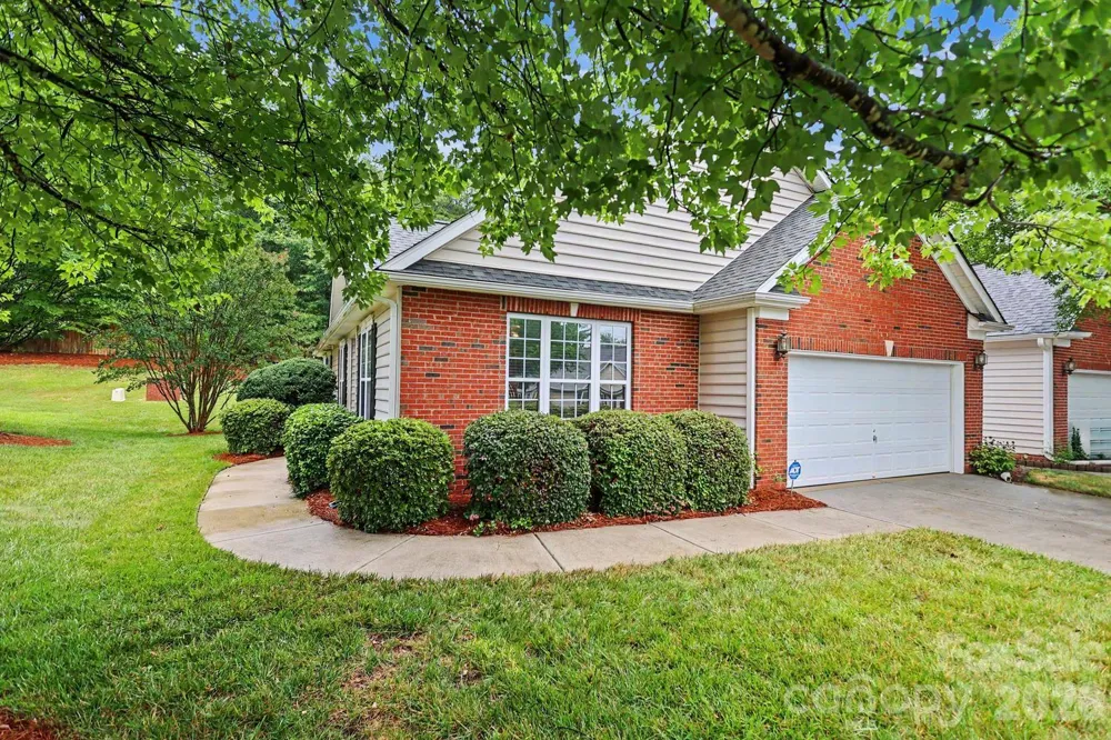 1669 Onyx Ridge Fort Mill, SC 29708