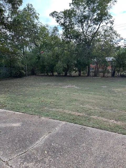 104 Emberwood Drive Robinson, TX 76706