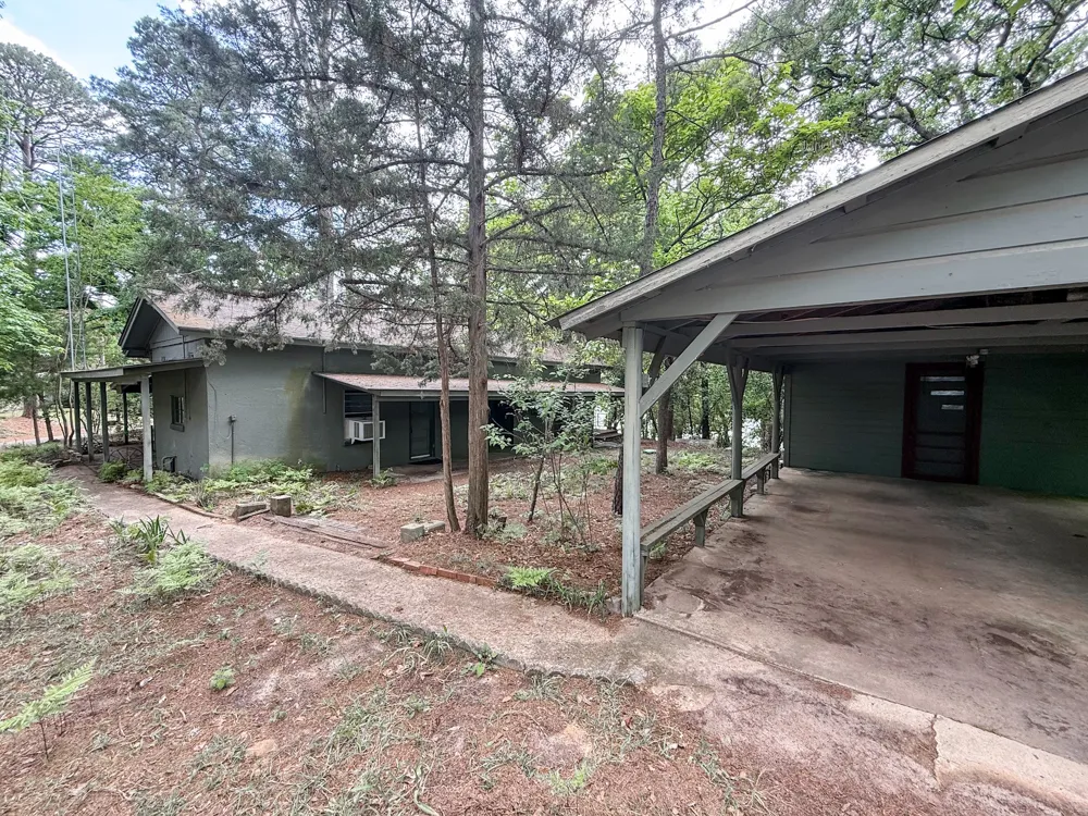 1036 Lake Franklin Dr Winnsboro, TX 75494