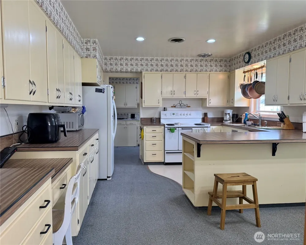 712 E 2nd Avenue Odessa, WA 99159