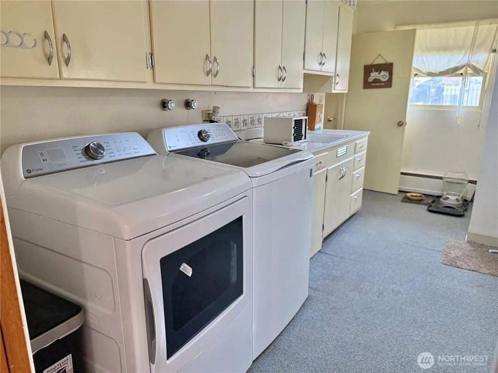 712 E 2nd Avenue Odessa, WA 99159
