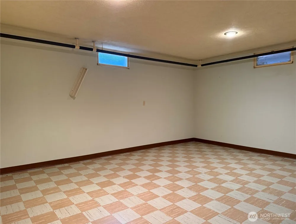 712 E 2nd Avenue Odessa, WA 99159