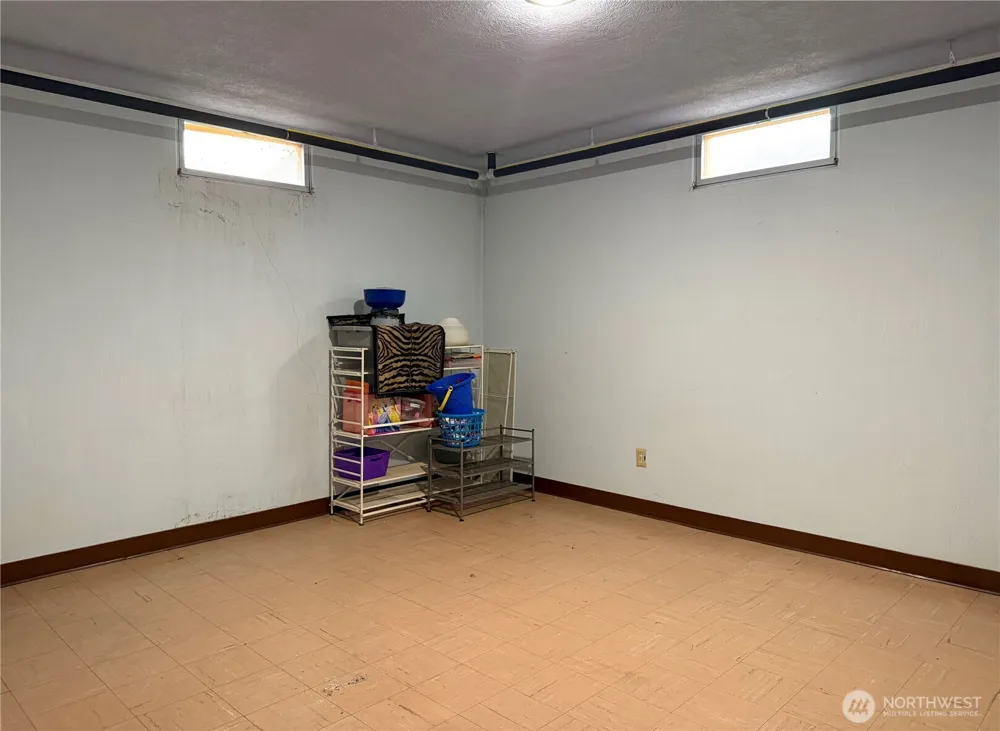 712 E 2nd Avenue Odessa, WA 99159