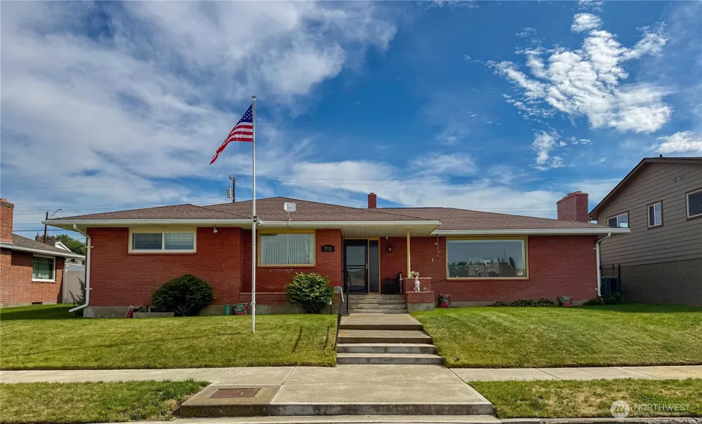 712 E 2nd Avenue Odessa, WA 99159