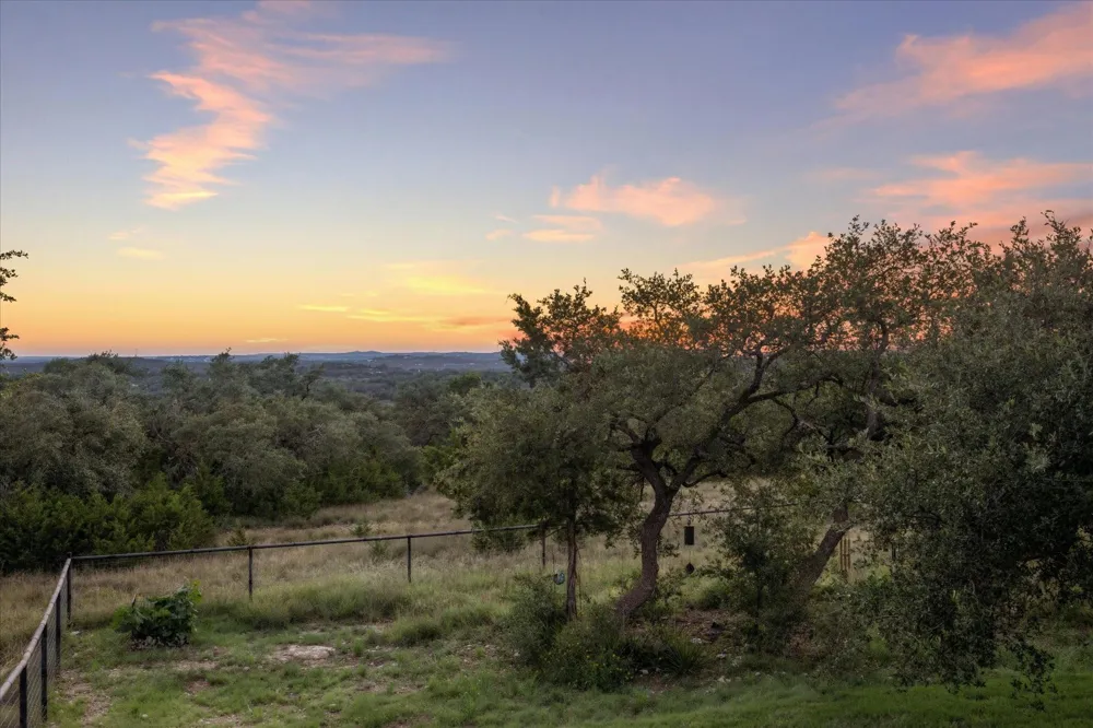 219 Flanders Fischer, TX 78623