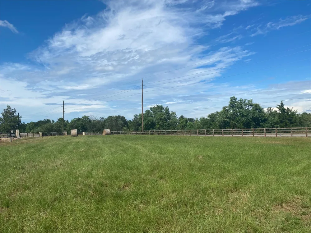 32007 Meadow View Lane Waller, TX 77484