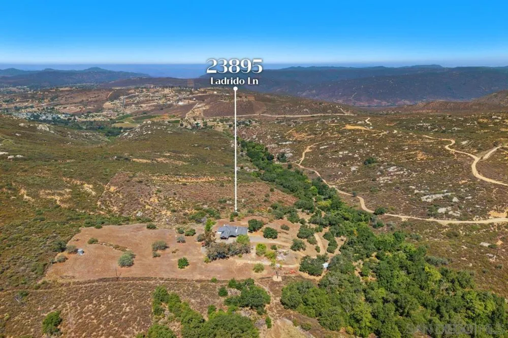 23895 Ladrido Ramona, CA 92065